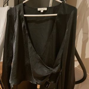 MENDOCINO BLACK SATIN TOP